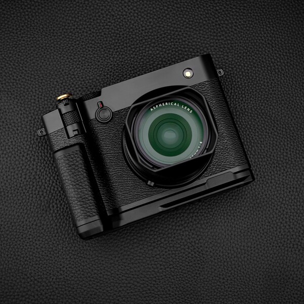 Haoge ハンドル ハンドグリップ 富士フイルム GFX100RF カメラボディ用 L字型グリップブラケット HG-GFXRF-B ブラック アルカスイス標準プレート付き_2