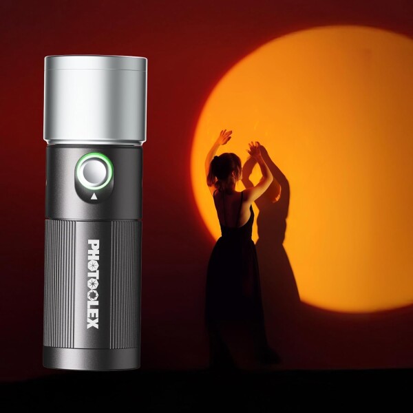 PHOTOOLEX LED撮影用ライト 4色モード 写真撮影用懐中電灯 8400mAh MAX10W 10段階の明るさ調節可能 充電式 4色補光灯 20種類のパターンフィルター付き アルミニウム合金雰囲気灯 小型 持ち運び便