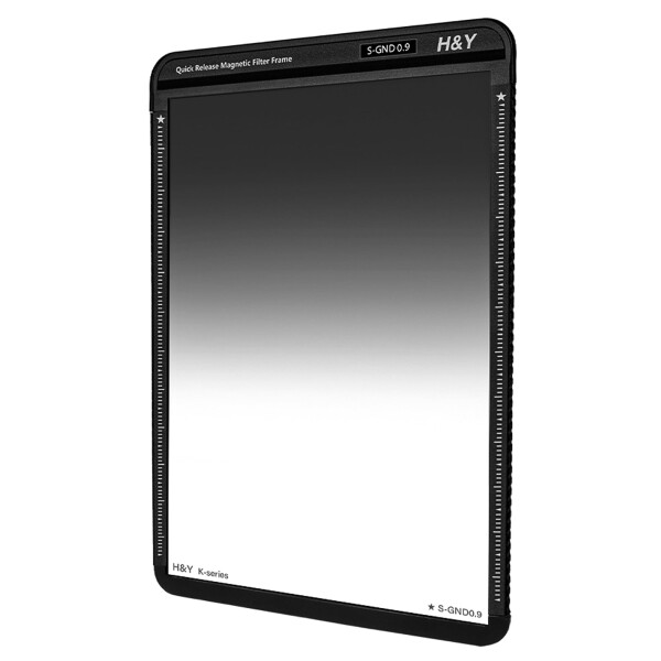 H&amp;Y 角型フィルター 100mm幅 ハーフND ソフトGND8 Kシリーズ 100x150mm Soft GND 0.9 (最大3段分減光) マグネットフレーム付 ゴリラガラス 帯電防止 防汚 撥水 防傷 低反射 両面コート KS09