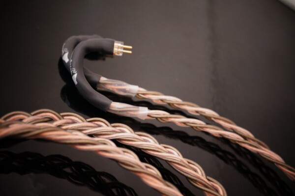 Whiplash Audio TWag V3 and TWcu V3 Hybrid Westone 交換用アップグレード・ケーブル Westone 4R/UM3XRC/UM2XRC, JH Audio, UE Custom対応_2