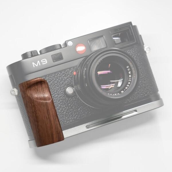 Iborrys 高級レトロ実木 カメラグリップ 、対応 Leica ライカ M9 M8 M8.2 M Monochrom M-E カメラ 、 専用 L型クイックリリース プレート 職人手作り プレミアム天然 木製ハンドル (クルミ銀板)
