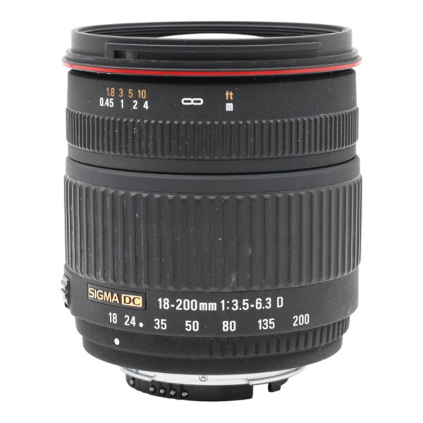 SIGMA シグマ 18-200mm F3.5-6.3 DC デジタル専用 ニコン用 (ニコンD40/x、D60、D5000、D3000ではAF使用不可)