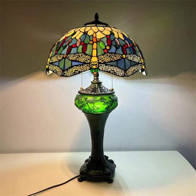 新品ティファニースタイルテーブルランプ電気スタンドガラスランプ 851