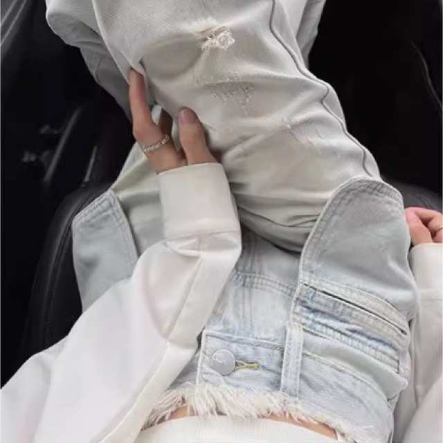 ダメージ加工デニム ストリート スタイル パンツ ボトムス Gパン ブルーデニム かわいい 大人可愛い きれいめ シンプル カジュアル 上品 おしゃれ かっこいい レトロ こなれ感 ラフ マニッシュ ボーイッシュ ガーリー ルーズ 個性的 存在感 抜け感 都会的 学生風 アメリカン