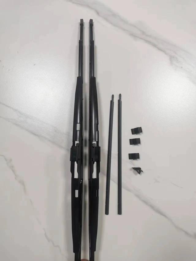 スカニアトラック用ワイパーブレード交換ゴム 4枚セット ロングノズル対応 純正品番対応 2753171 2715133 1798490 1534038 2617207 2617209 輸入品