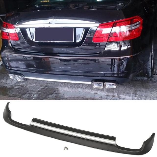 W212 ブラックPU 車用リアバンパーリップディフューザー メルセデス・ベンツ W212 スタンダードモデル 2010-2013年用 AMGリアリップ/エキゾーストチップ非対応 輸入品_2