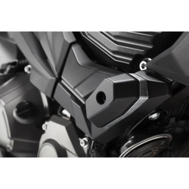 カワサキ Z750 Z750（2004-2014年） Z800（2013年） Z1000 Z800 Z1000 用 転倒保護フレームスライダー フェアリングガード クラッシュパッドプロテクター 輸入品_3