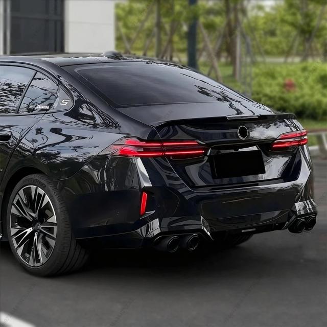 BMW 5シリーズ G60 / i5 (2024-) 用 エキゾーストデコレーションカバー 2個セット パイプトリム スポーツボディキット チューニングアクセサリー 輸入品