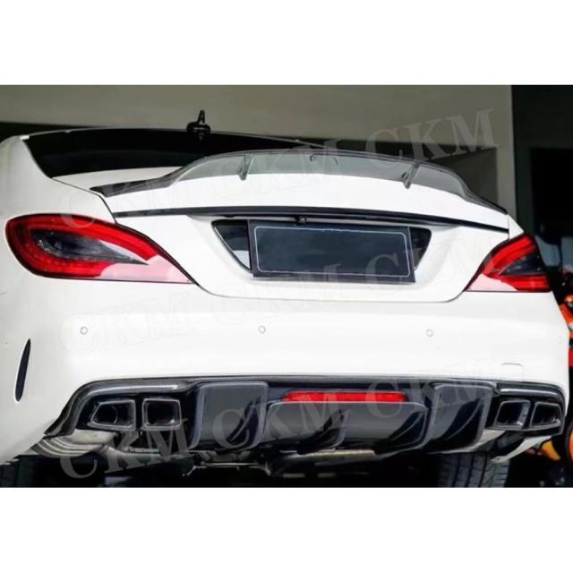 CKMUUER カーボンファイバー リアバンパーリップスポイラー メルセデスベンツ CLSクラス W218 CLS550 GLS63 AMG 2011-2017 フィン シャークスタイル ディフューザー 輸入品_17