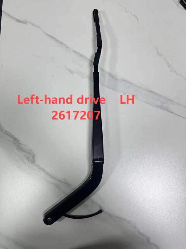 スカニアトラック用ワイパーブレード交換ゴム 4枚セット ロングノズル対応 純正品番対応 2753171 2715133 1798490 1534038 2617207 2617209 輸入品