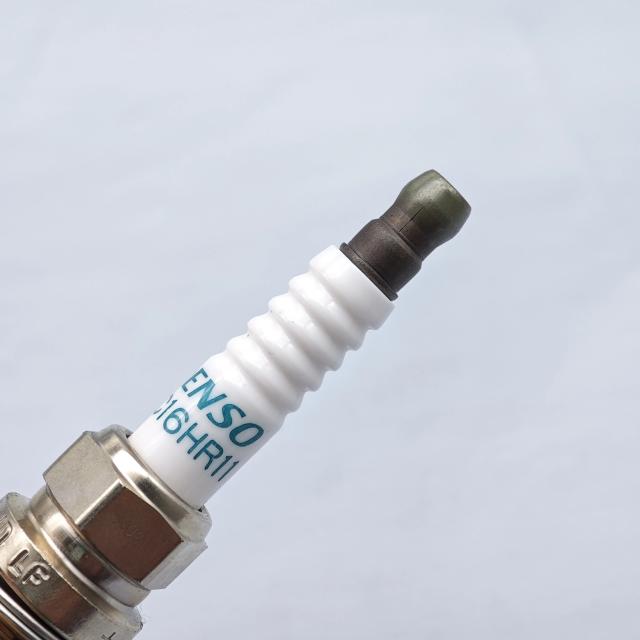 オリジナル DENSO イリジウム スパークプラグ SC16HR11 3499 トヨタ カローラ デュアルエンジン ヴィオス 純正 90919-01275 90919-01253 適合 輸入品
