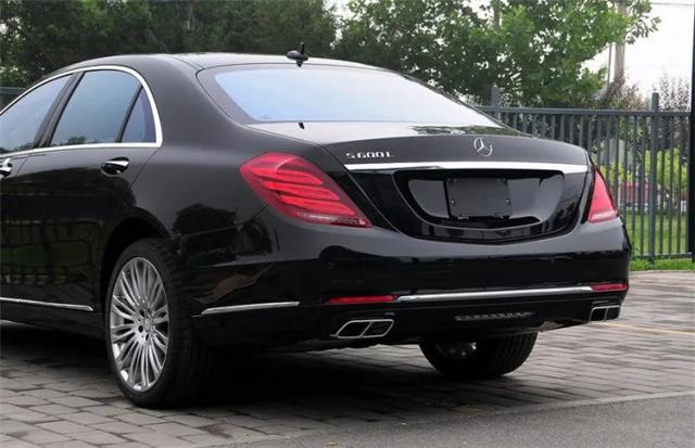 メルセデスベンツ W221 W164 X166 X164 W176 S300 S350 S500 GL350 GL450 Sクラス CLAクラス MLクラス用 デュアルスクエアリアエキゾーストパイプチップマフラー 輸入品