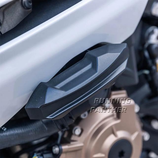 BMW S1000R 2021- フレームスライダー パッドプロテクター 転倒防止ガード 耐衝撃保護パッドセット 2018-モデル対応 新登場 輸入品_3