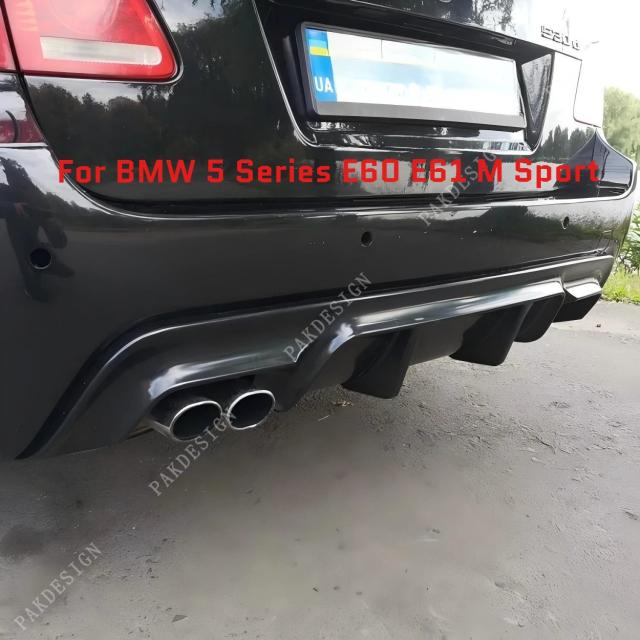 MPスタイル リアバンパースプリッターディフューザー BMW 5シリーズ E60 E61 Mパック 2004-2010 プラスチック ボディキット チューニング 輸入品