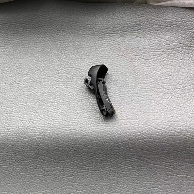 ポルシェ718ボクスター/カイマン/911用 サンシェードカードホルダー 718 メイクアップミラー フッククリップ 輸入品