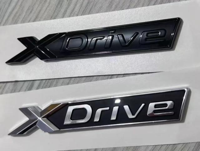 20倍 クロームブラック フェンダー 小文字 レターズ Xドライブ エンブレム 1 3 4 5 6 7 シリーズ X1 X3 X4 X5 X6 Z4 GT Xドライブ バッジ 輸入品