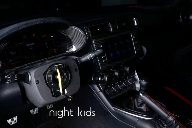 式 トヨタ GR86 スバル BRZ 専用 カーボンファイバー インストルメントフレーム ZD8 ZN8 ステアリングホイール メーター位置 カーボン調 輸入品_19