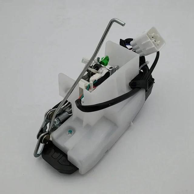 トヨタ ランドクルーザー プラド 3400 (J90) 2000-2002年 適合 トランクロックアクチュエーター 純正番号 69110-60130 6911060130 輸入品