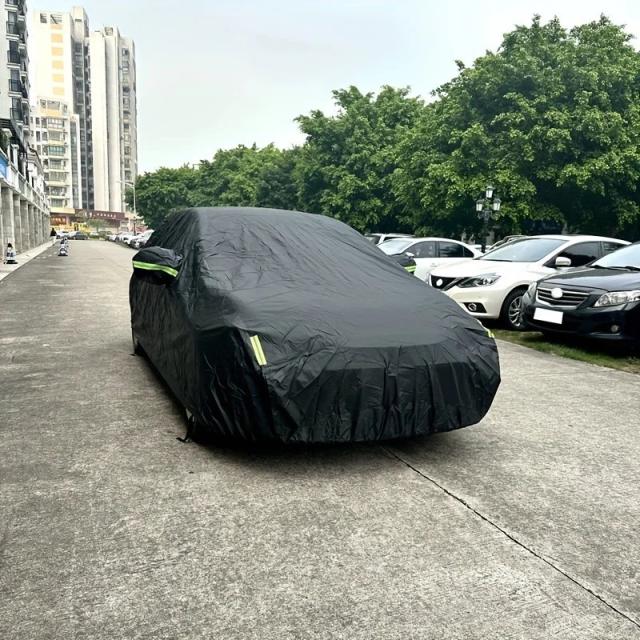 カーカバー 屋外用 車両保護 日除け 雪対策 UVカット カバー SUV セダン 自動車用 サンシェード 防塵 防水 ブラック シルバー 輸入品