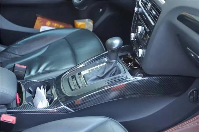 アウディ Q5 8R (2010-2018) / SQ5 8R (2013-2017) 用 カーボンファイバー調 内装デコレーション センターコンソールドア内装ステッカー ABS製 輸入品