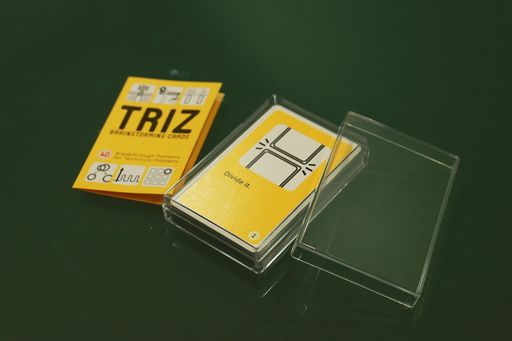 TRIZ BRAINSTORMING CARDS
