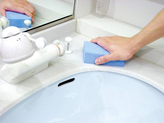 アイオン 超吸水スポンジ ブルー 最大吸水量 約200ml 1個入 日本製 PVA素材 絞ればすぐに元の吸水力復活 結露対策 水滴ちゃんとふき取り その他窓掃除用品
