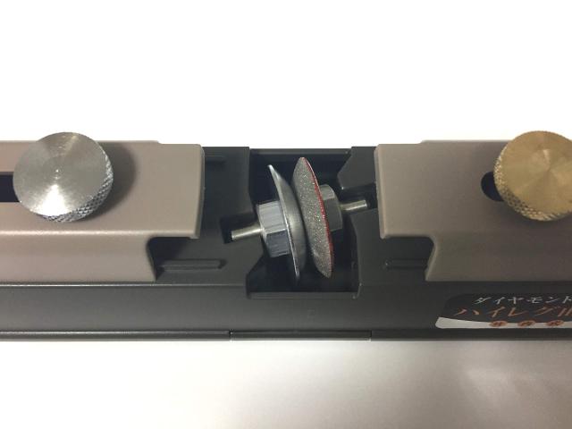 竹内英治作 家庭・業務用包丁研ぎ器 ダイヤモンドハイレグ曲線砥石