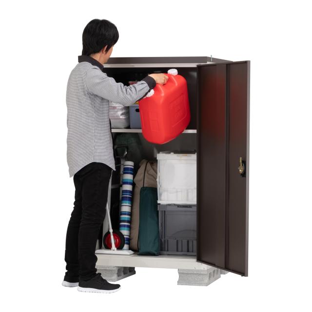 グリーンライフ 物置 収納庫 日本製タイヤ4本収納可能(幅80×奥行