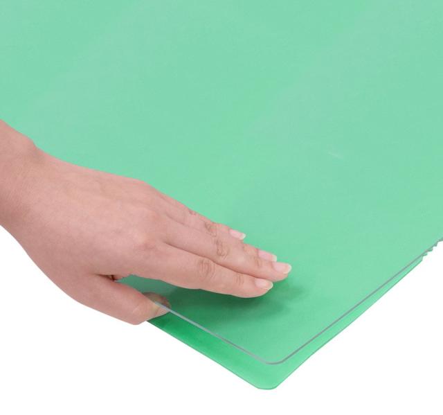 プラス デスクマット 硬質 傷みにくい 下敷付 光沢 インクが移りにくい 4？厚 厚手 1510×745？ 透明＋ライトグリーン DM-001PW 36-736