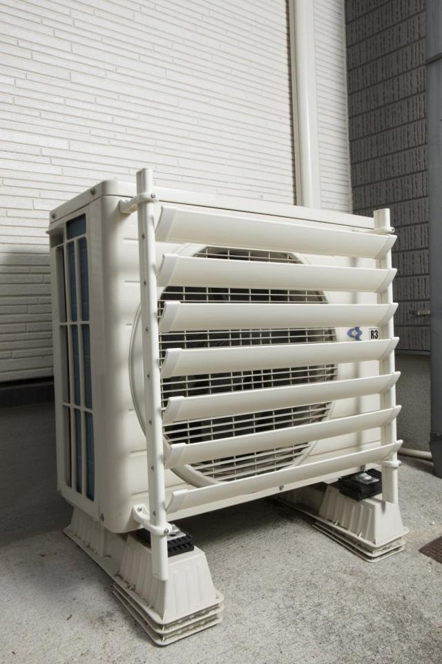 タカラ産業 室外機ルーバー ホワイト SL5057 1セットの通販はau PAY