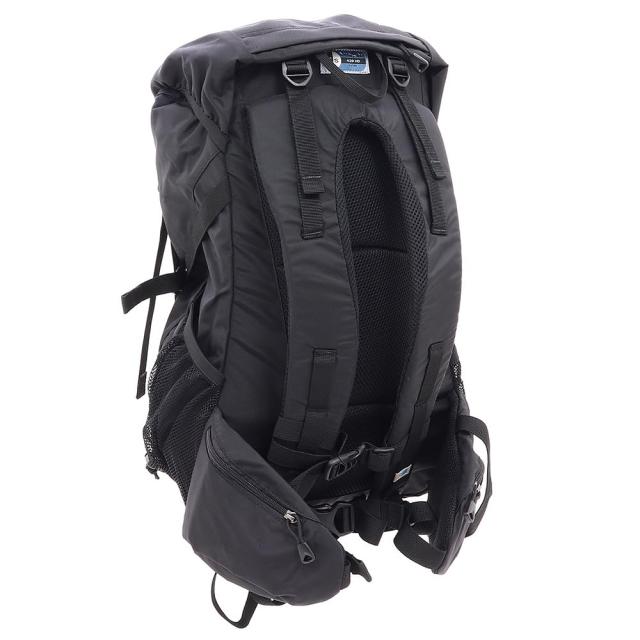 [カリマー]デイパック tatra25 Black(ブラック) カリマー]デイパック tatra25 Black(ブラック) カリマー(karrimor