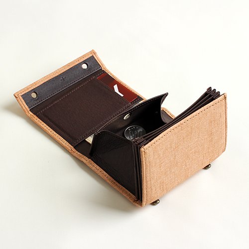 m+ エムピウ 財布 キャメル ミッレフォッリエII P25 クアドレッティ