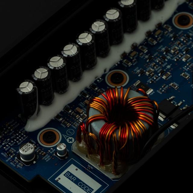 アルパイン(ALPINE) デジタルパワーアンプ KTP-600