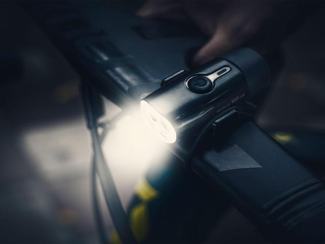Topeak USB充電式ライトセット、HeadLux 100フロントとテールラックス25リア、ブラック。_3