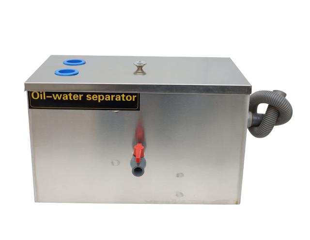 INTBUYING グリーストラップ SUS304ステンレススチール製 パイプ流入床置型 シンク下設置型グリース阻集器 自宅用 業務用 (500X300X300)