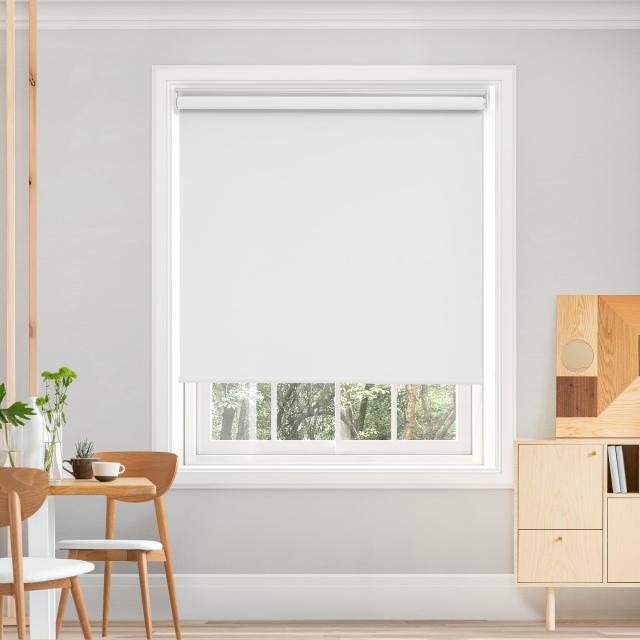 Deconovo プルコード式 ロールスクリ ーン 幅130cm 丈135cm ホワイト ロールカーテン 1級遮光 100%遮光 保温 断熱 遮熱 防音 防寒 UVカッの通販は 6,378円