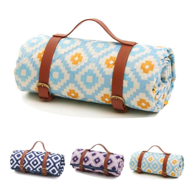 Vokiuler レジャーシート 300*200cm ピクニックマット 厚手 アウトドア マット 洗濯 機洗い可 キャンプ 折り畳みやすい ビーチマット フェの通販は 7,499円