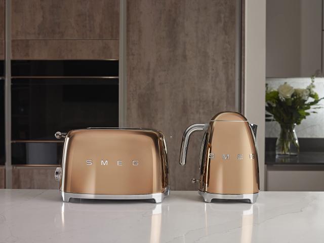 未使用品 SMEG スメッグ ケトル(ローズゴールド) SMEG SMEG 未使用品 SMEG スメッグ ケトル(ローズゴールド) SMEG SMEG