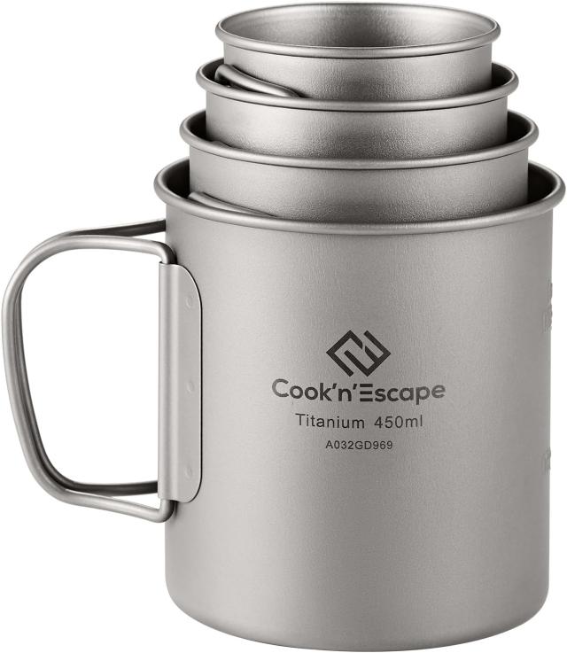 COOK’N’ESCAPE チタンマグ キャンプカップ 120ml+180ml+300ml+450ml 折りたたみ取っ手 軽量 直火対応可能 収納袋付き アウトドア ピクニ