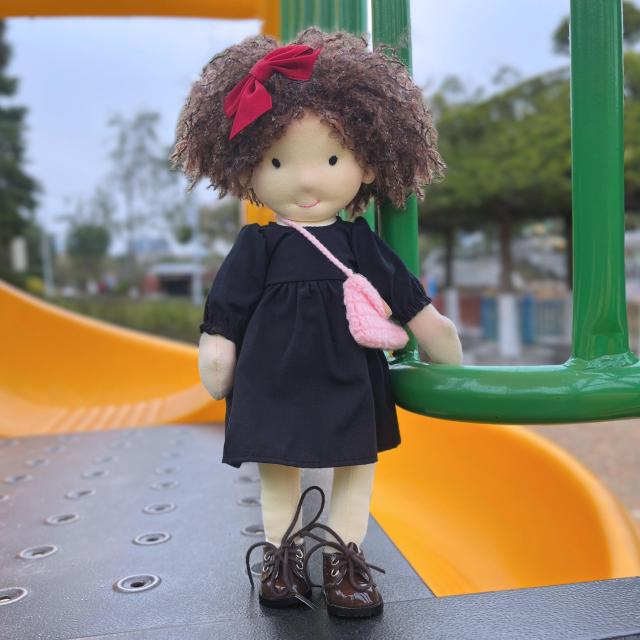 BlissfulPixie Waldorf Doll 手作り人形 - Ignacy 12” 柔らかい 女の子 かわいい ぬいぐるみ 子供たちに最適な人形_6