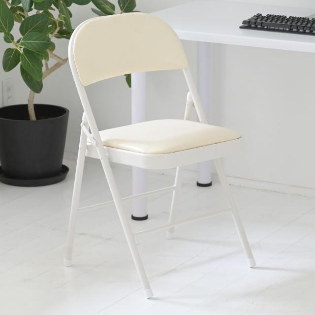 山善 チェア 折りたたみ椅子 パイプ 椅子 座面ゆったり 軽量 コンパクト スリム 収納 完成品 幅47×奥行44.5×高さ78cm ホワイト/ホワ