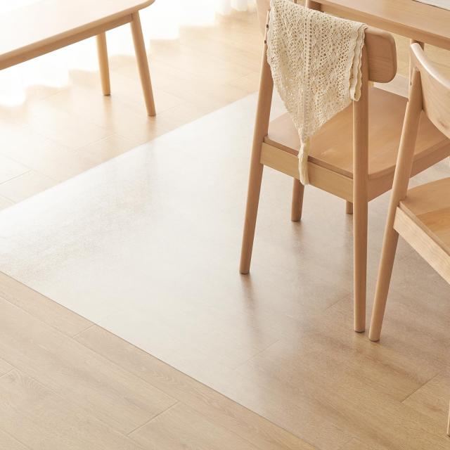 クモリ(Kumori) ダイニングマット 厚さ1.5mm フロアマット 撥水 クリア デスクマット 透明 防水 キズや汚れに強い PVC 床保護マット 床暖の通販は