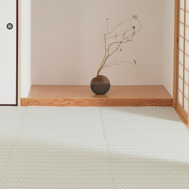 萩原 洗える い草風カーペット 裏貼り パスラッシュ グリーン 江戸間8畳 約348X352cm 上敷き ヘリンボーン風 パステルカラー 子供部屋 ペの通販は