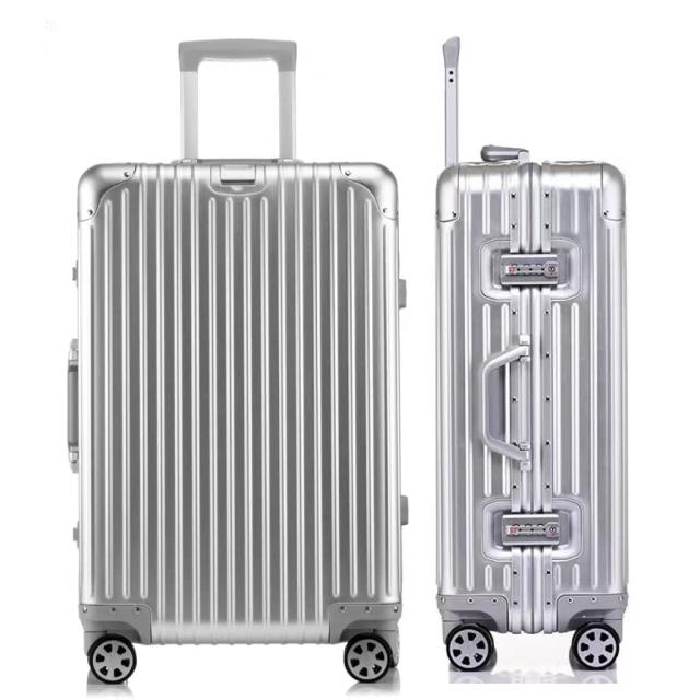 シルバー アルミニウム キャリーケース 大型 RIMOWA アルミニウム シルバー大型キャリーケース
