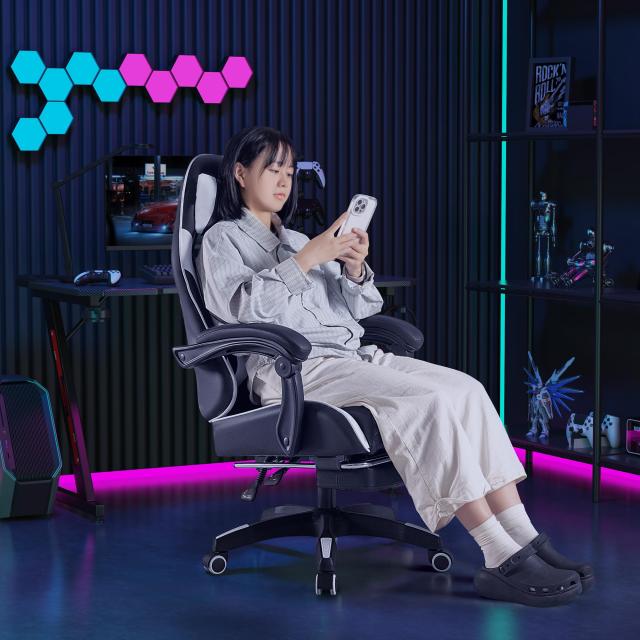 Victone ゲーミングチェア 連動式アームレスト オットマン付き