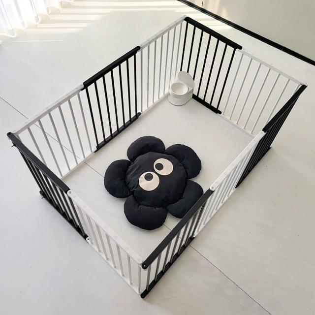 ペットサークル 犬 サークル ドア付き 室内外兼用 自由にレイアウトOK 折り畳み ペットケージ 犬 ゲージ 多頭飼い 安全柵 室内 小型犬 中