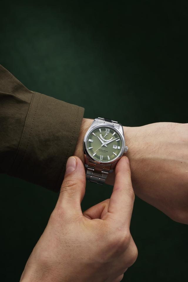 オリエントスターORIENT STAR 自動巻き腕時計 スタンダード 機械式 日本製 国内2年付 RK-AU0107E メンズ グリーン_5