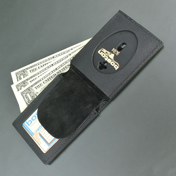 ボストンレザー ID＆バッジホルダー 250-9004 オーバル型 ブラック[bos250-9004]の通販は 5,801円