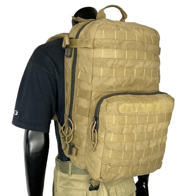 米軍放出品 バックパック MOLLE II アサルトパック コヨーテ [ 破損あり ][pk701cyb]