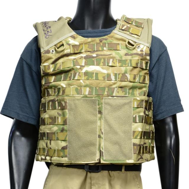 イギリス軍放出品 オスプレイ MK4A ボディアーマー 本体のみ MTP迷彩 [ 170/112 / 難あり ][ra08587]